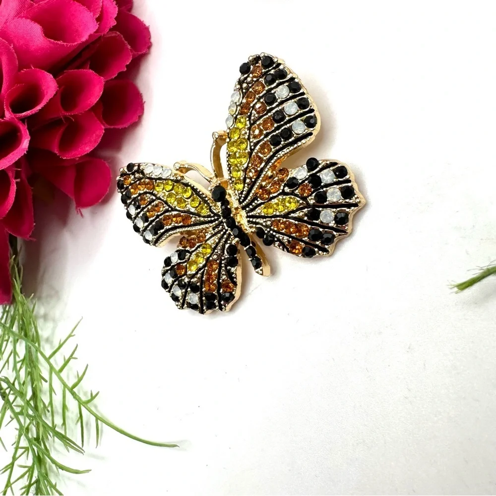 NEW⚜️Butterfly Yellow Crystal Embellished Brooch